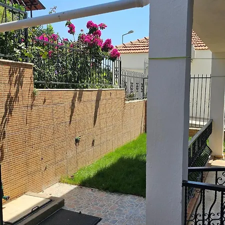 דירה Oezdere Ferienwohnung
